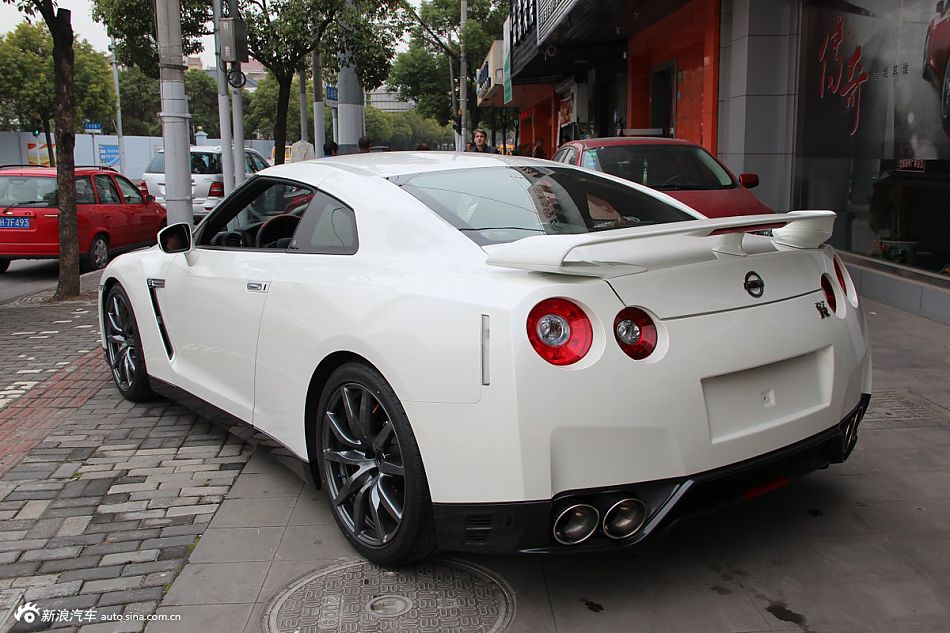 2014款日产GT-R 2014款日产GT-R