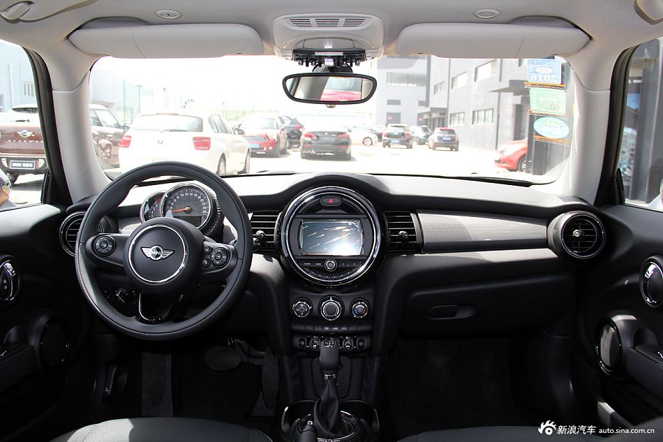 2014款MINI 1.5T COOPER Fun到店实拍