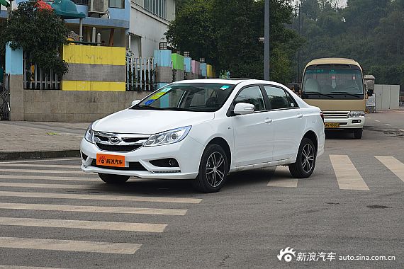 现购比亚迪速锐最高优惠8千元 现车充足