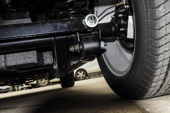 2016款江铃E200舒适型