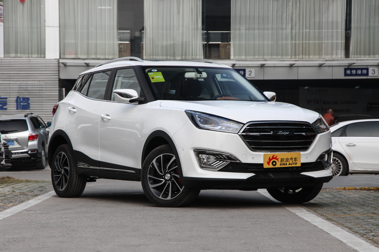 2017款众泰T300 1.5T自动尊贵型 