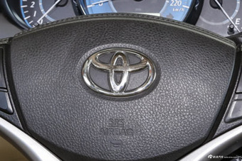 2014款YARiS L 致炫1.5L自动锐动版