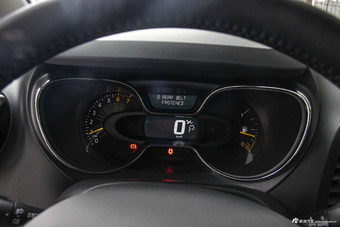 2015款雷诺卡缤1.2T自动舒适型