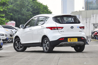 2016款骏派D60 1.8L自动舒适型