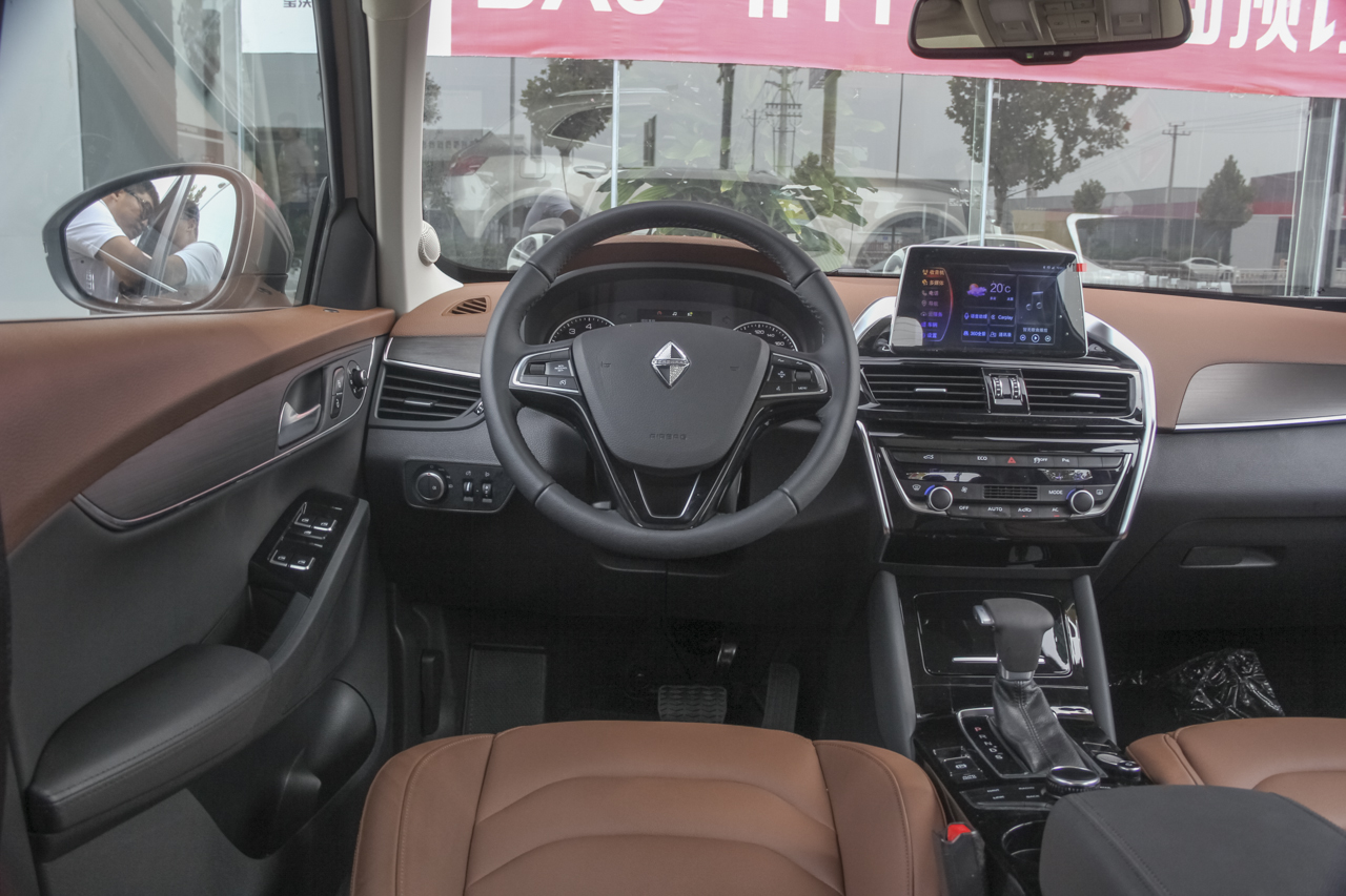 2017款宝沃BX5 20TGDI 1.4T自动两驱领先型