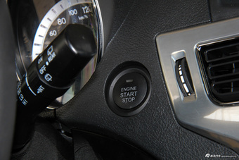 2017款揽福1.9T手动柴油两驱豪华版5座