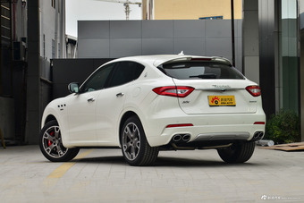 2018款Levante 3.0T自动350Hp 运动版（暂无参数）