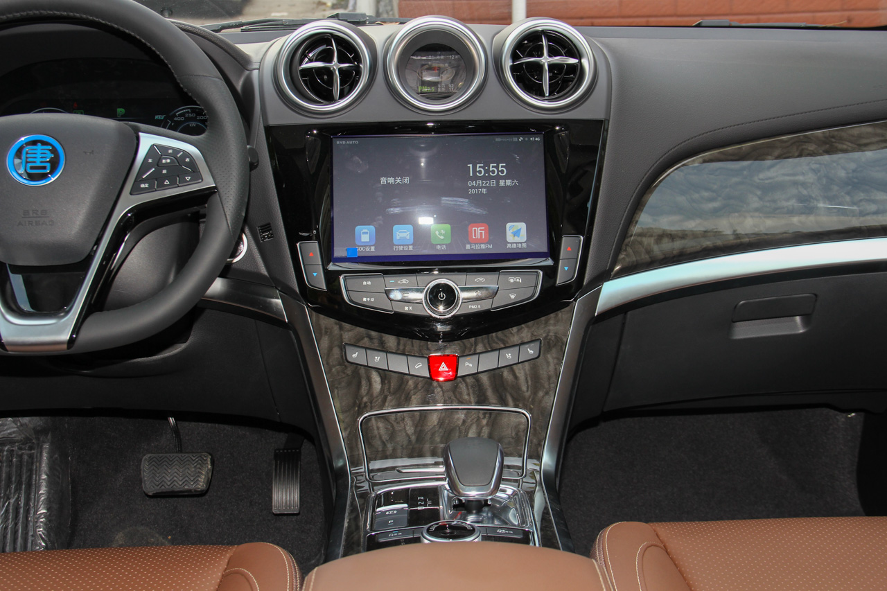 	2017款比亚迪唐100 2.0T