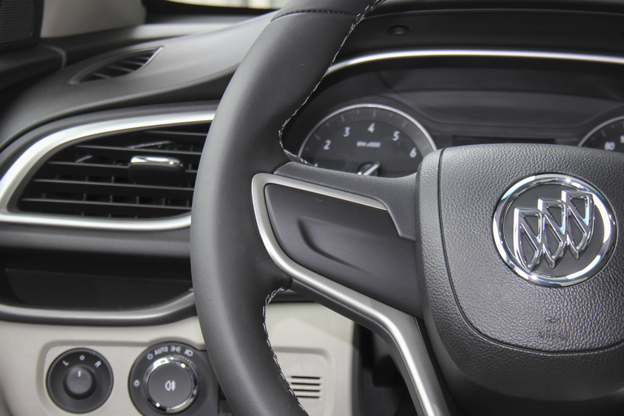 2018款英朗1.0T手动精英型15T