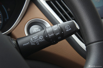 2018款东南DX7经典版1.5T自动DCT舒适型