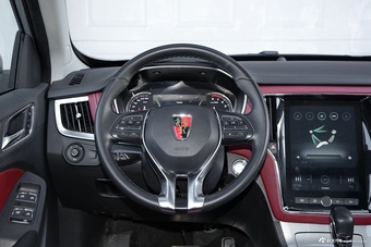 2016款荣威RX5 30T自动两驱互联网智享版