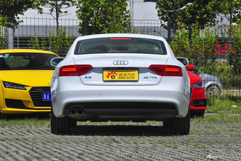 2016款改款奥迪A5 2.0T自动Coupe45TFSI舒适型