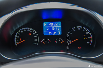 2016款瑞虎3 1.6L自动尊尚版