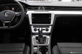 2018款蔚揽2.0T自动两驱舒行版380TSI