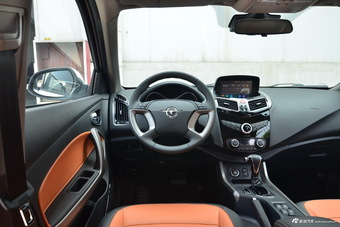 2017款海马S5强动力版1.5T自动旗舰型