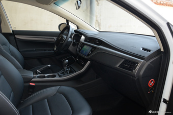 2016款帝豪GS 1.3T手动领尚型运动版