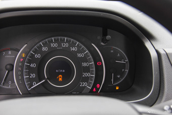 2015款CR-V 2.0L自动两驱风尚版