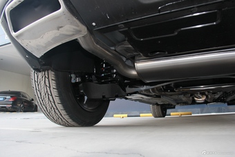  2017款标致4008 1.8T自动豪华（白）