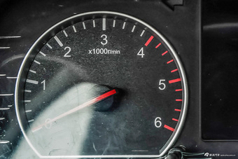 2016款 拓陆者 2.8T E5 柴油两驱舒适版ISF2.8