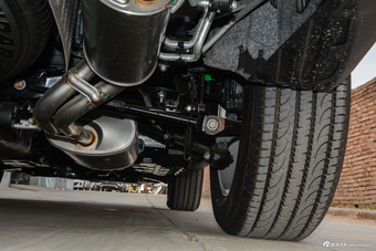 2017款长安CS95 2.0T自动两驱智远版