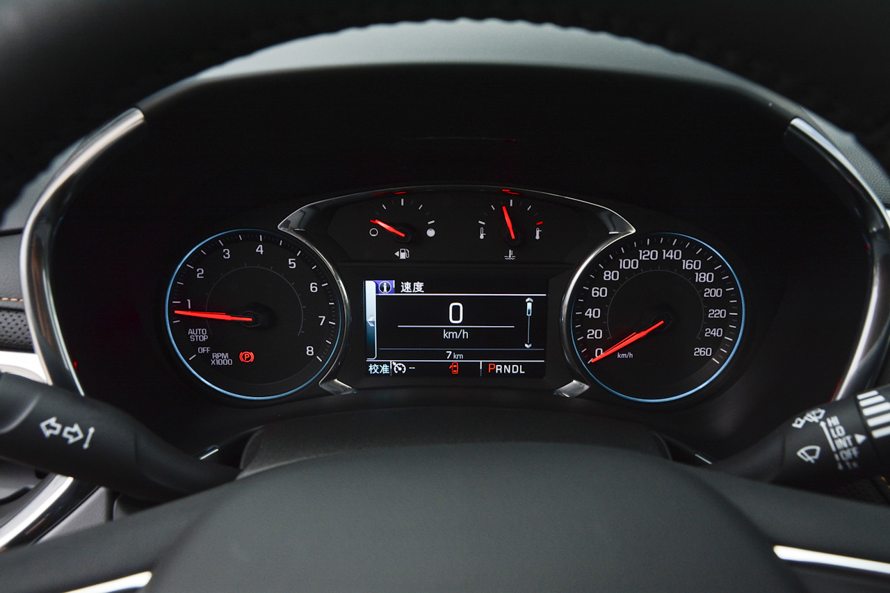 2018款探界者RS 2.0T自动四驱捍界版550T