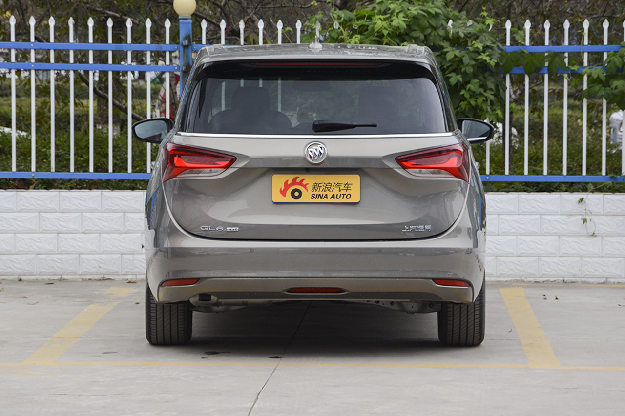 2018款别克GL6 1.3T自动18T尊贵型6座