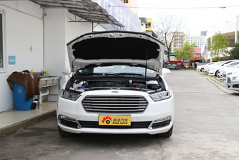 2018款金牛座2.0T自动卓越型EcoBoost 245