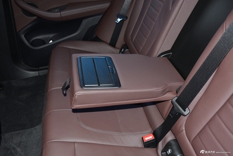 2019款宝马X4 2.0T自动xDrive25i M运动套装