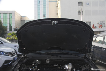  2018款风光S370 1.5L自动豪华型7座