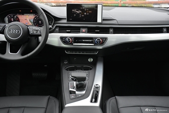 2019款奥迪A4L 2.0T自动40 TFSI时尚型 国V