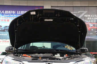 2016款本田雅阁混动2.0L自动锐尊版