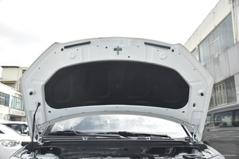 2016款中华V3 1.5L自动舒适型