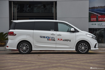 2016款上汽大通G10 2.0T自动豪华行政版