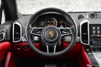 2016款卡宴Turbo 4.8T自动