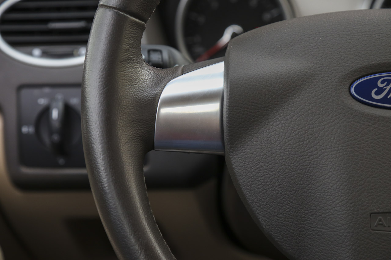 2013款福克斯两厢经典1.8L自动时尚型