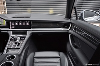2017款保时捷Panamera 4S 2.9T自动