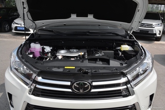 2018款汉兰达2.0T自动四驱尊贵版7座