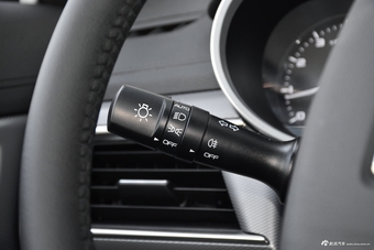 2018款吉利帝豪GS 运动版 1.4T双离合臻尚版