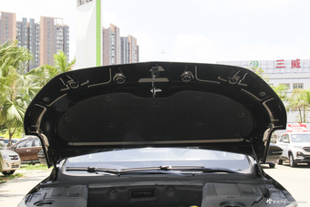 2018款宝骏530 1.8L自动豪华型