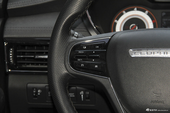  2017款猎豹CS9 1.5L自动尊贵型