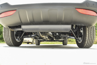 2015款海马S5 1.6L手动豪华型天窗版