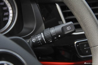 2017款景逸X5乐享系列1.6L自动豪华型