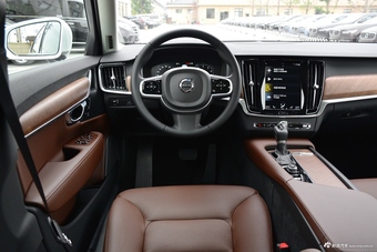 2019款沃尔沃S90 2.0T自动T5智远版