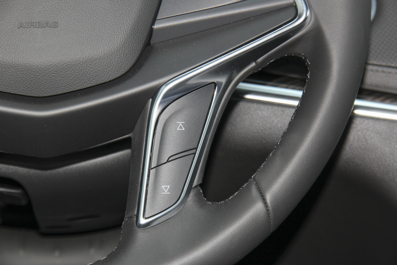 2018款XT5 2.0T自动25T技术型