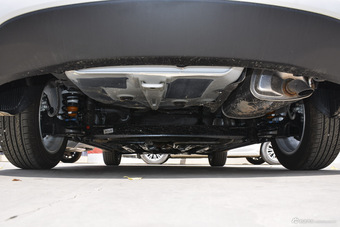 2016款朗动 1.6L自动尊贵型 