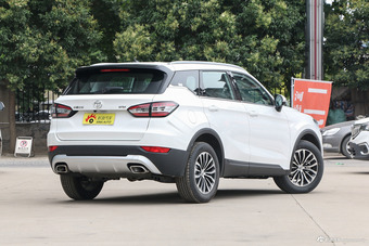 2018款中华V6 1.5T手动尊贵型