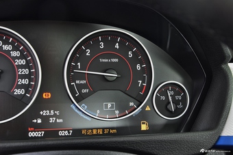 2017款宝马3系GT 2.0L自动330i xDrive M运动型
