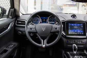 2017款Ghibli 3.0T自动标准版