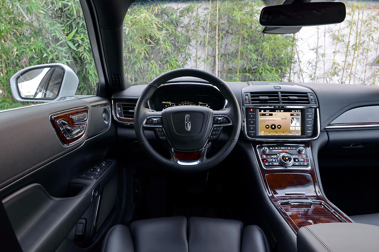 18款林肯大陆2.0T自动两驱尊耀版