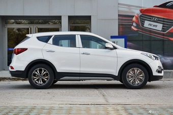 2017款现代全新胜达 2.0T 自动四驱智能型7座